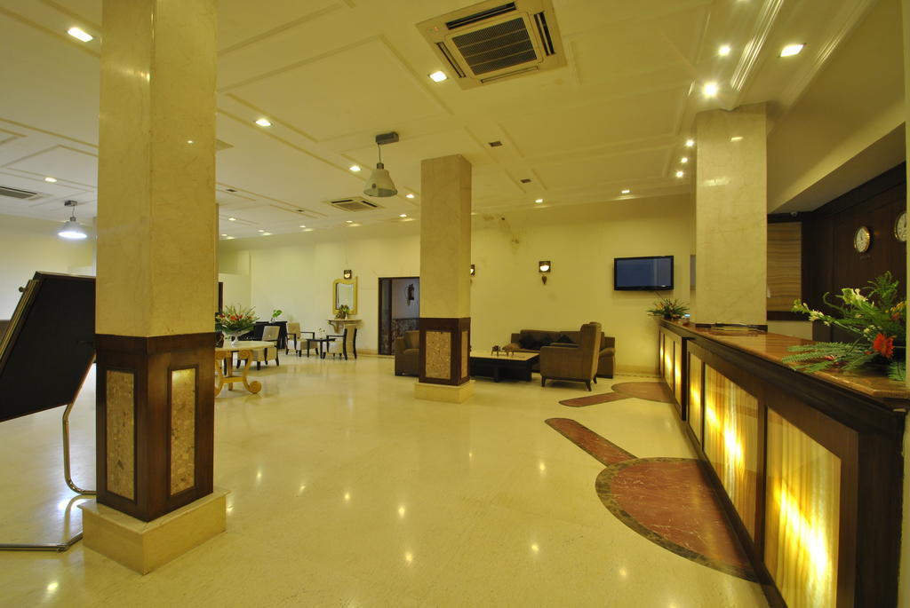 Hotel Siddharth Varanasi Esterno foto